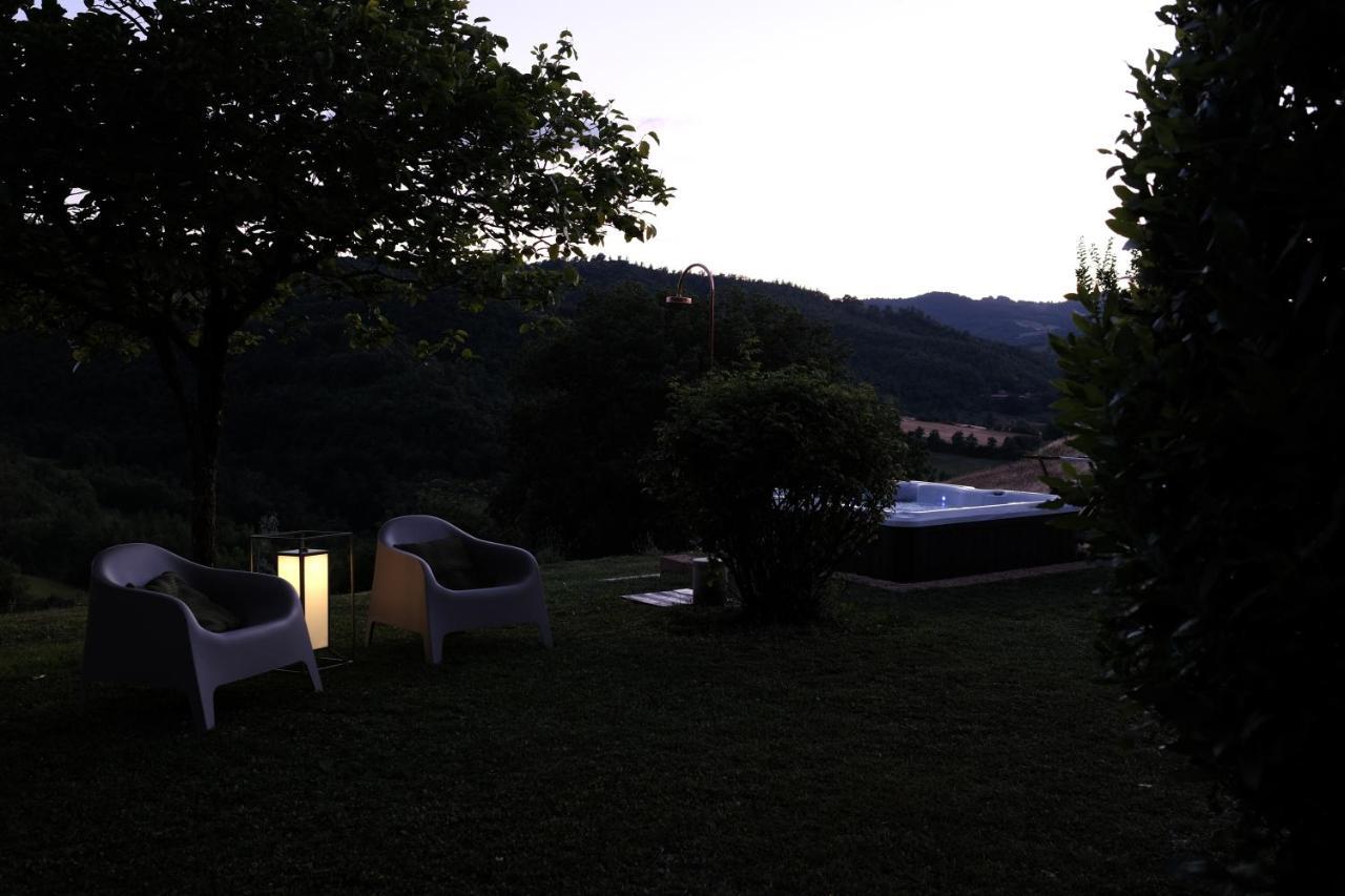 Casa Vacanze Colonnata Губбіо Екстер'єр фото