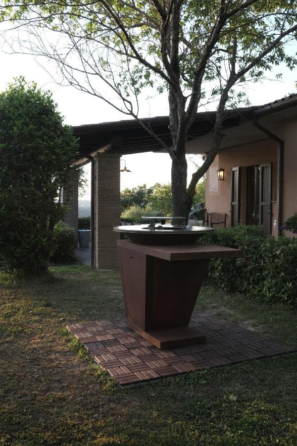 Casa Vacanze Colonnata Губбіо Екстер'єр фото
