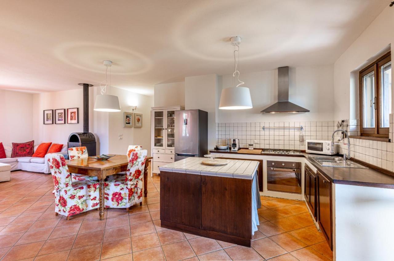 Casa Vacanze Colonnata Губбіо Екстер'єр фото